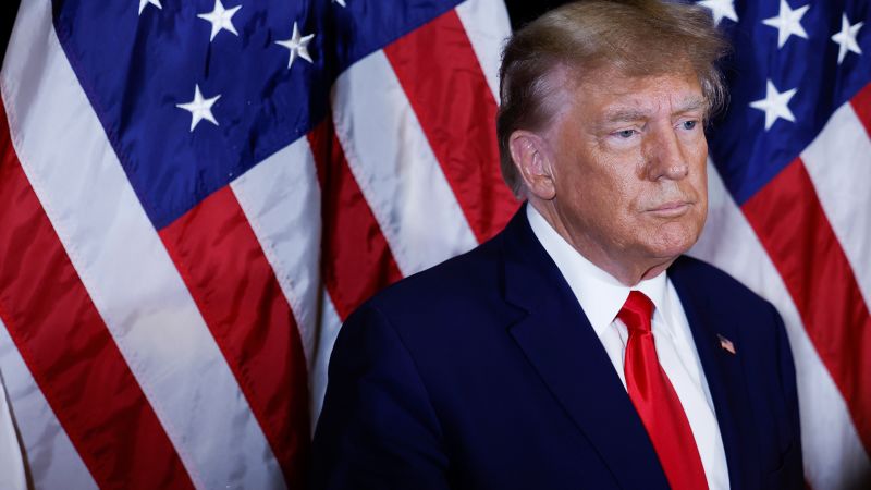 Дональд Трамп отрицает вину по 34 пунктам обвинений в тяжких преступлениях